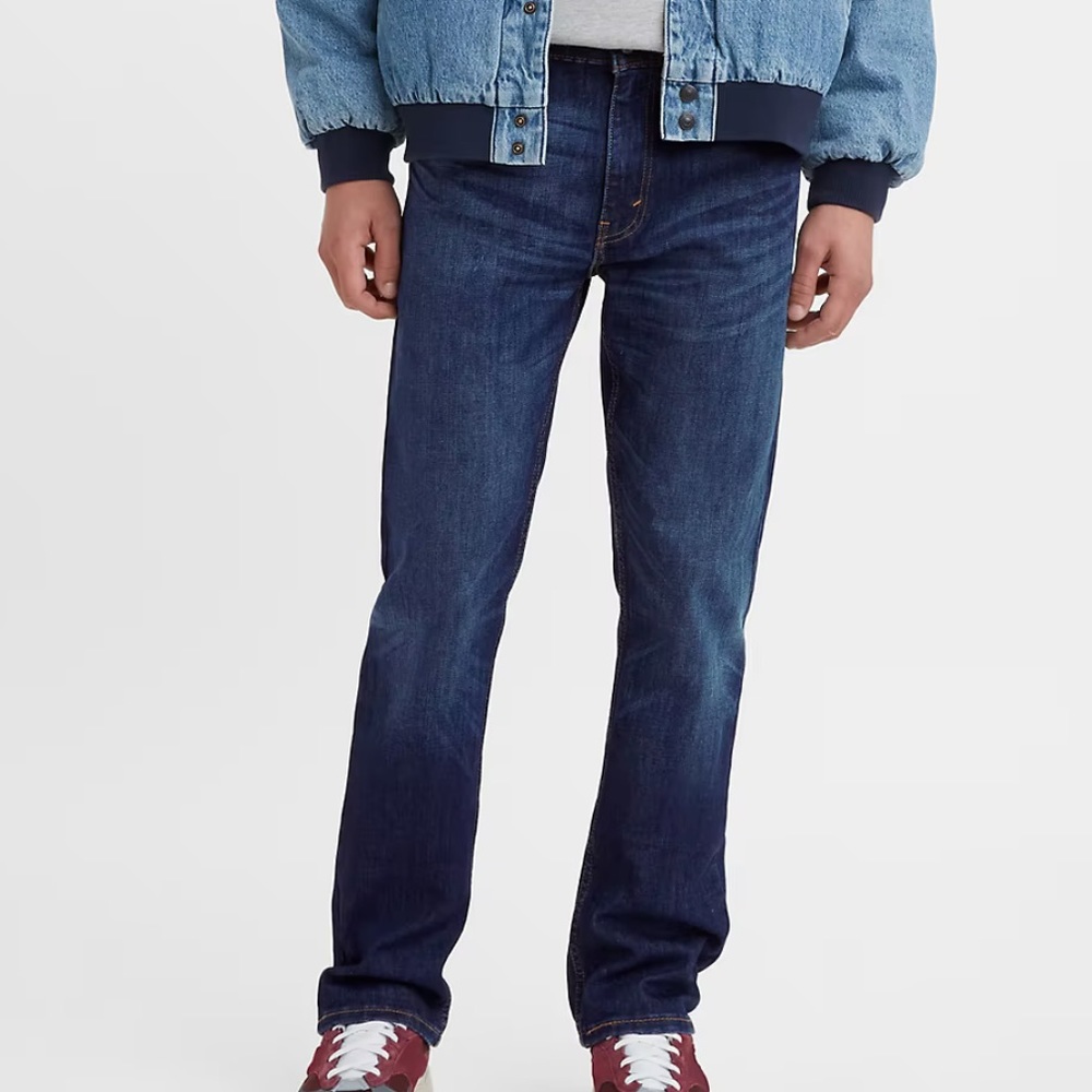 Dark wash slim fit Levi jeans